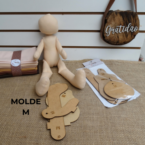 MOLDE EM MDF CORPINHO BONECA TRIO P M G - Image 4